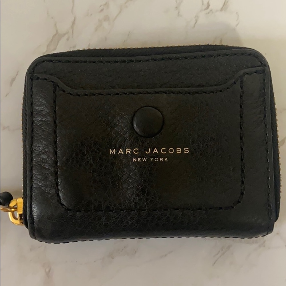 Marc Jacobs Empire City Leather Zip Wallet